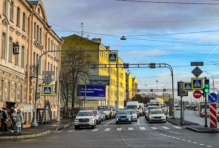 В Санкт-Петербурге отремонтировали три участка набережной Обводного канала